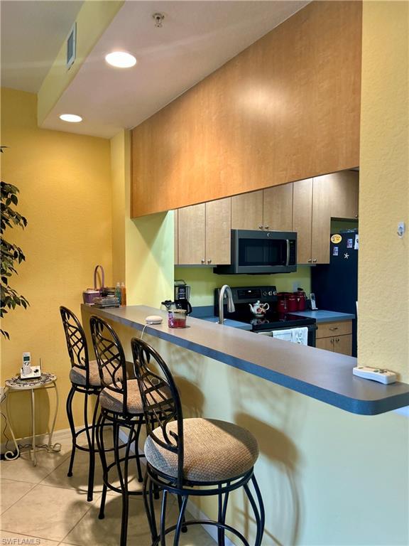 VAN LOON COMMONS - Residential