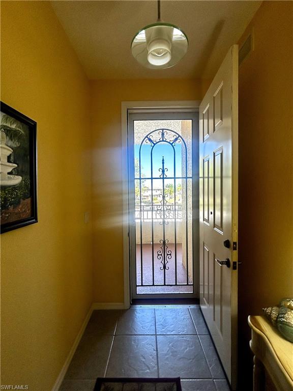 VAN LOON COMMONS - Residential