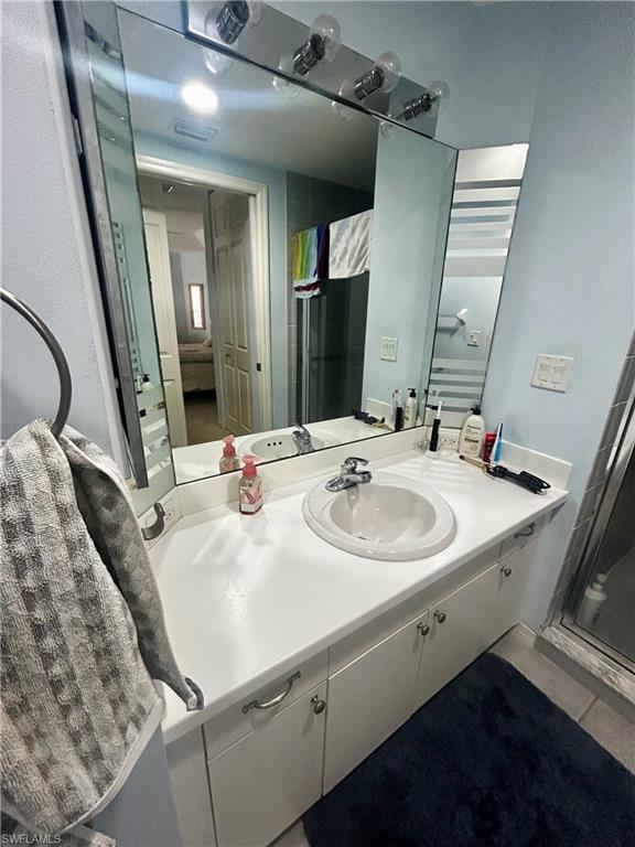 VAN LOON COMMONS - Residential