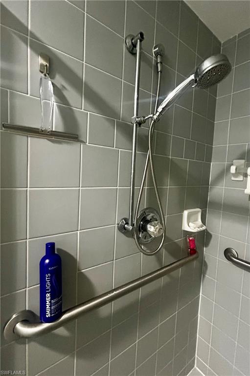 VAN LOON COMMONS - Residential