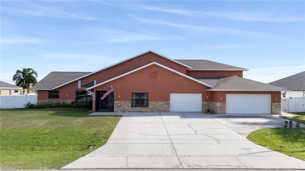 CAPE CORAL - Residential