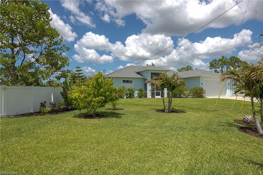 CAPE CORAL - Residential