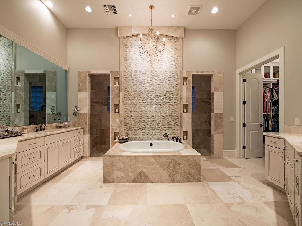 ROYAL HARBOR - Residential