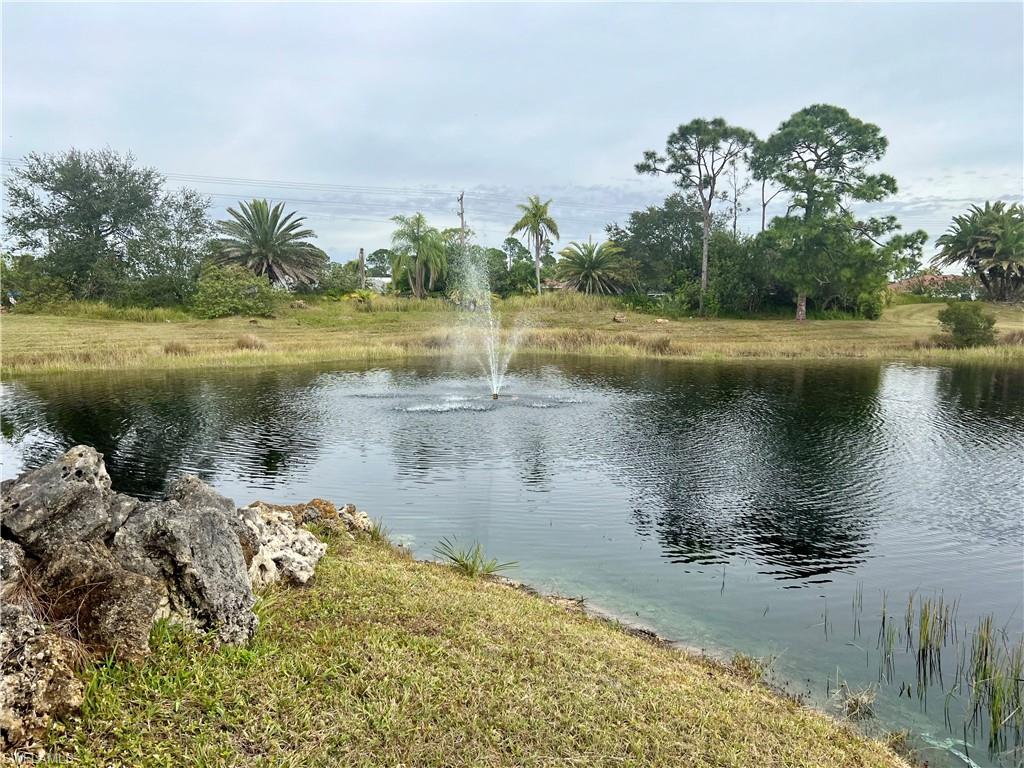 MIRROR LAKES - Residential