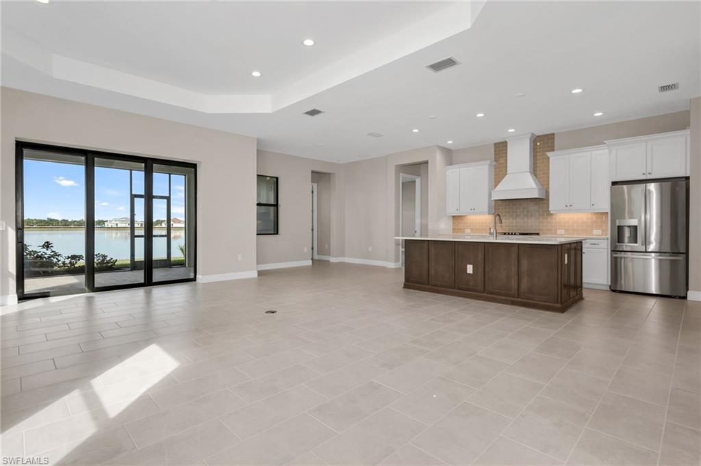 SKYSAIL - Residential