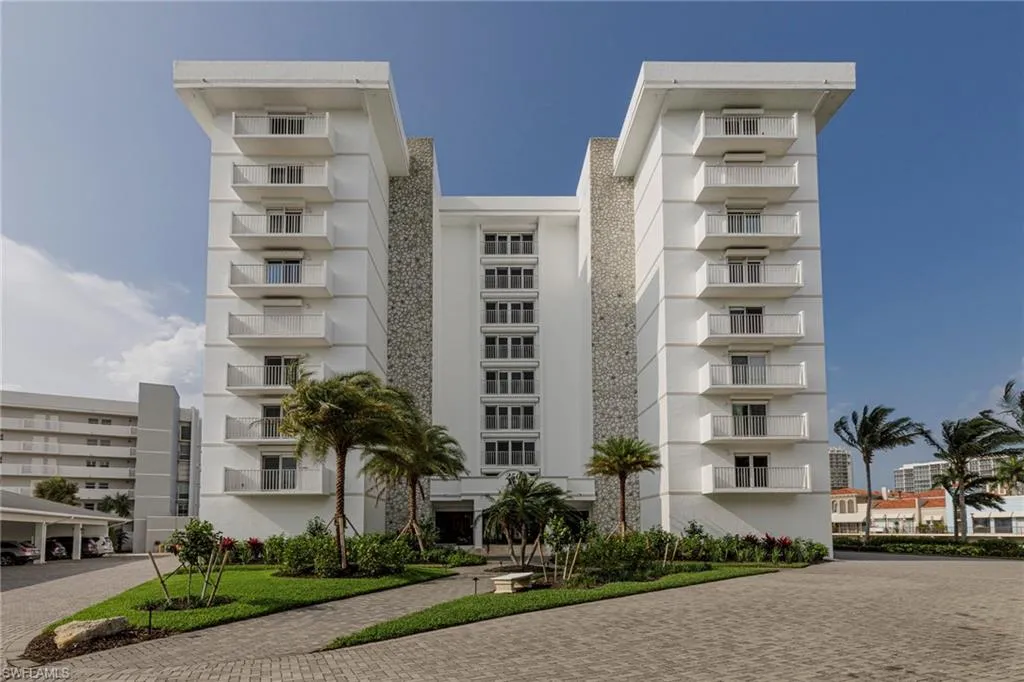 Naples, Florida 34103, United States, 2 Bedrooms Bedrooms, ,2 BathroomsBathrooms,Residential,Active,61057