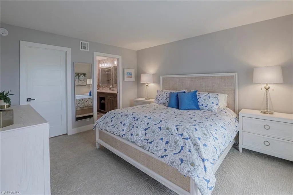 Naples, Florida 34103, United States, 2 Bedrooms Bedrooms, ,2 BathroomsBathrooms,Residential,Active,61057