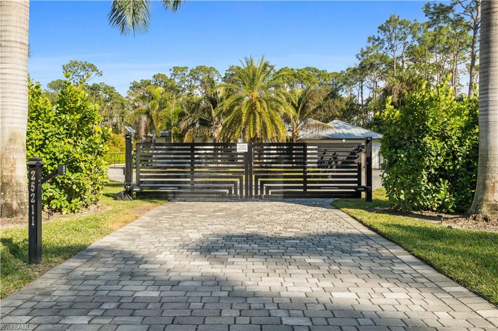 SAN CARLOS ESTATES - Residential