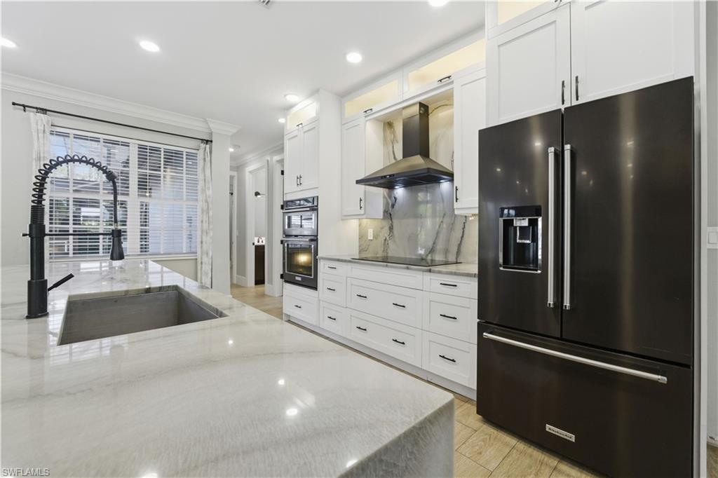 SAN CARLOS ESTATES - Residential