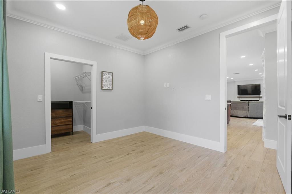 SAN CARLOS ESTATES - Residential