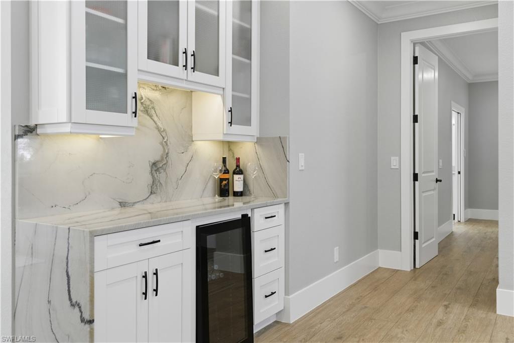 SAN CARLOS ESTATES - Residential