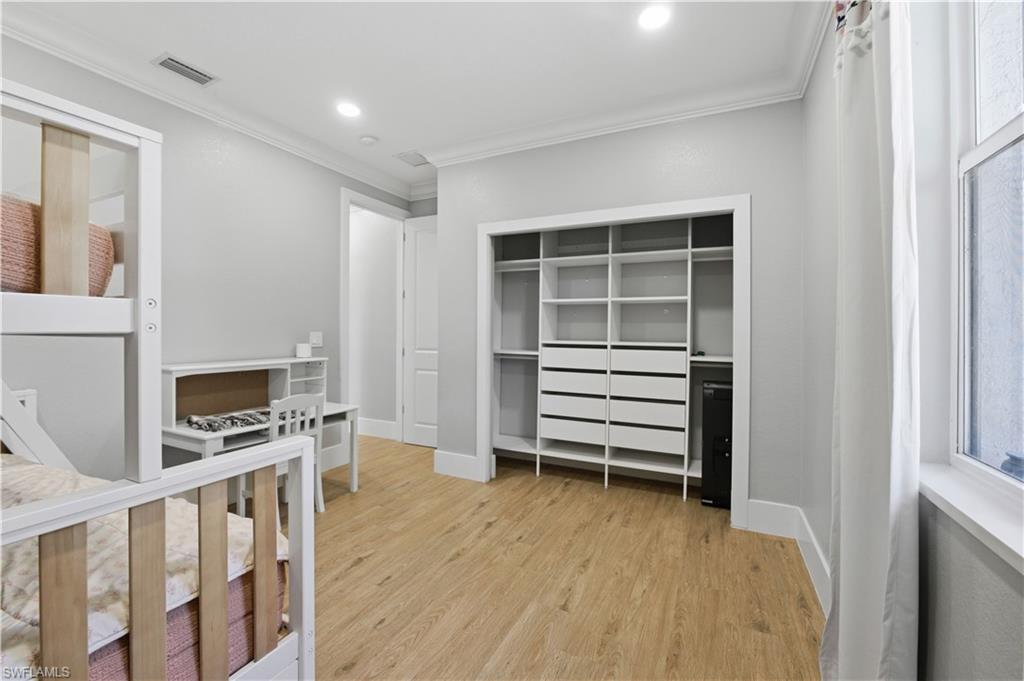 SAN CARLOS ESTATES - Residential