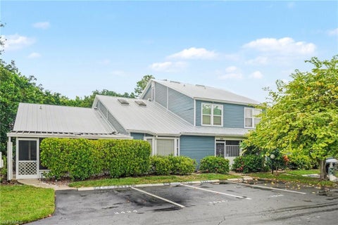 Photo of 3438 Timberwood CIR, NAPLES, FL 34105 (MLS # 226032625)