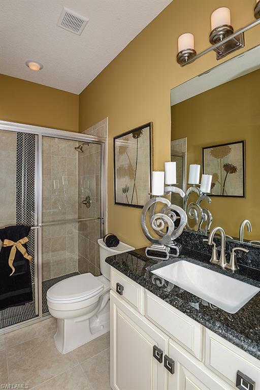 ESPLANADE LAKE CLUB - Residential