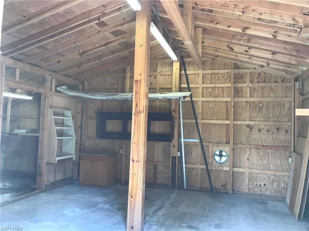 GOLDEN GATE ESTATES - Residential Lease