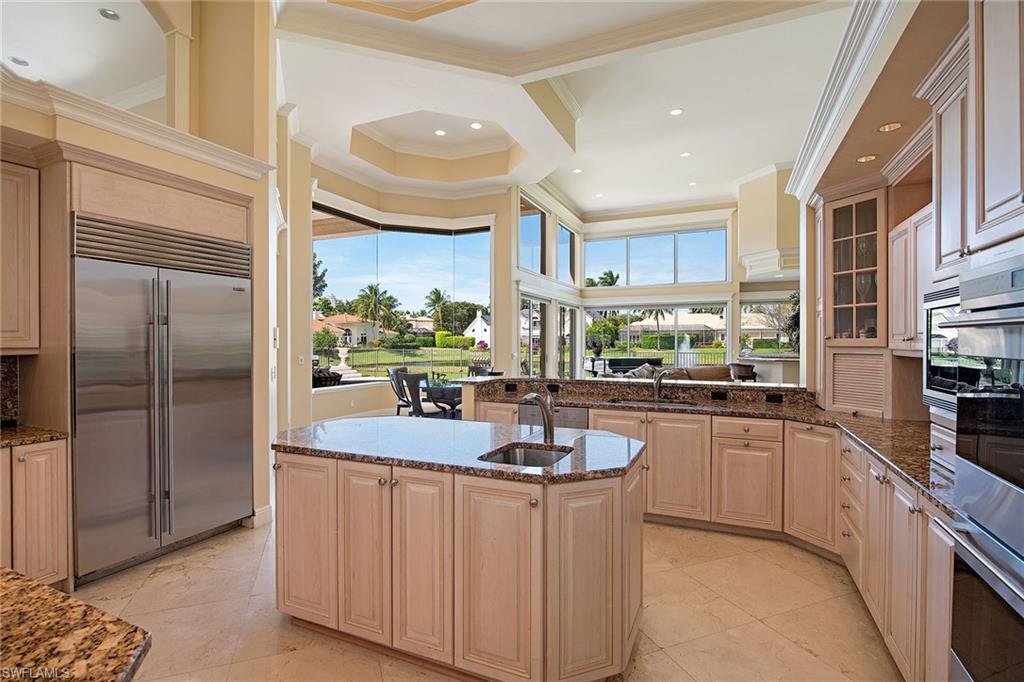 BAY COLONY SHORES - Residential