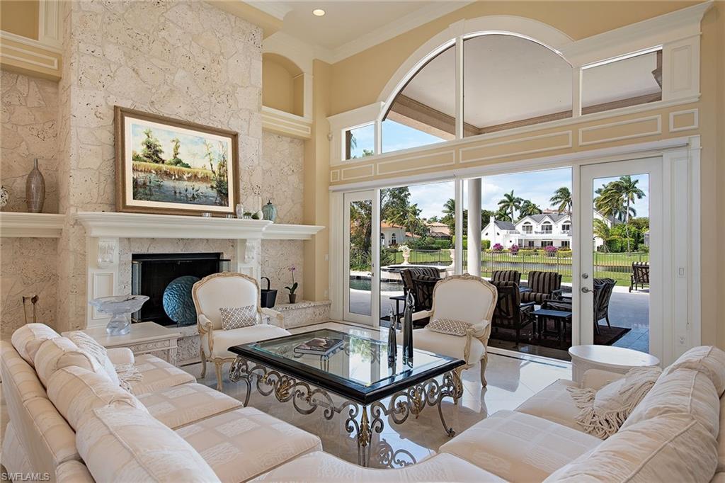 BAY COLONY SHORES - Residential