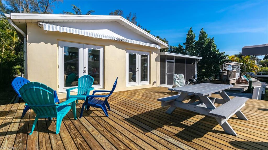 PINE ISLAND SHORES UNIT 1 - Residential