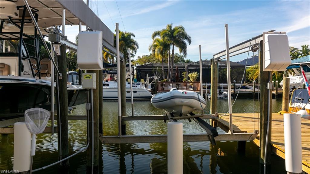 PINE ISLAND SHORES UNIT 1 - Residential