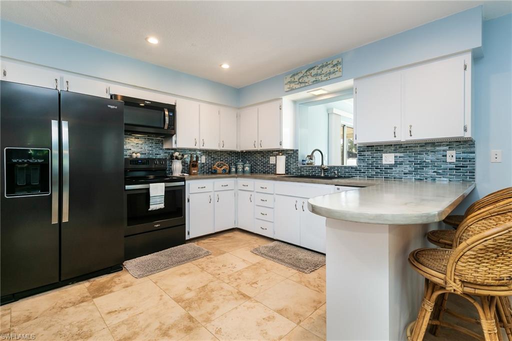 PINE ISLAND SHORES UNIT 1 - Residential