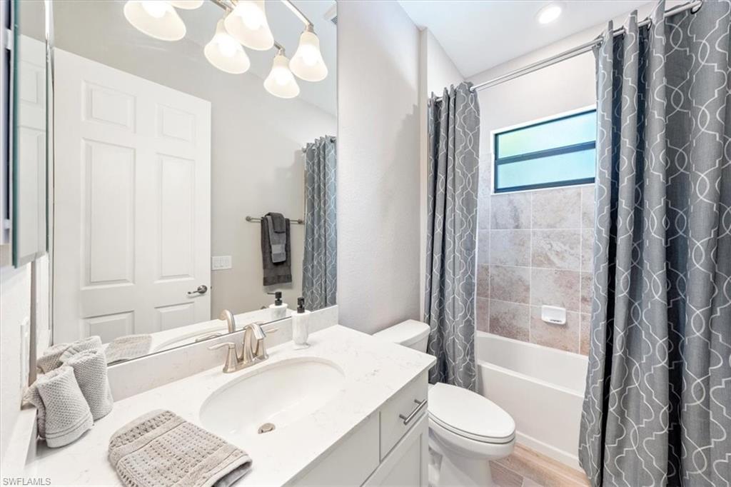 LAMORADA - Residential