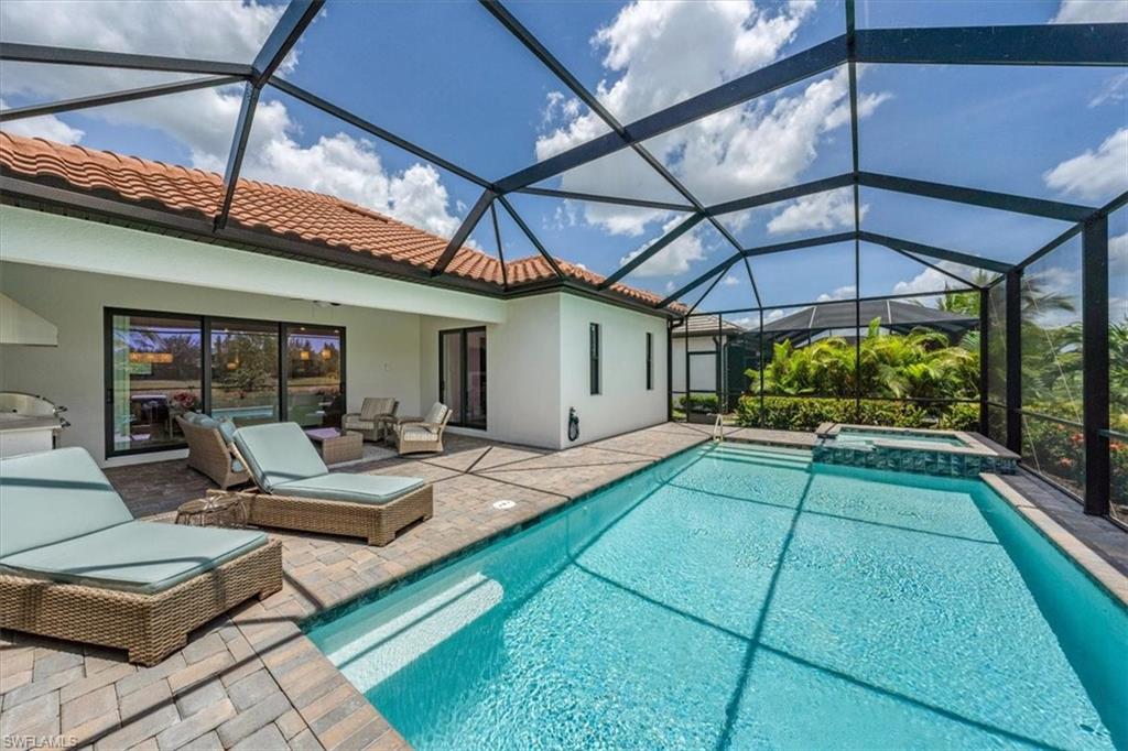 LAMORADA - Residential