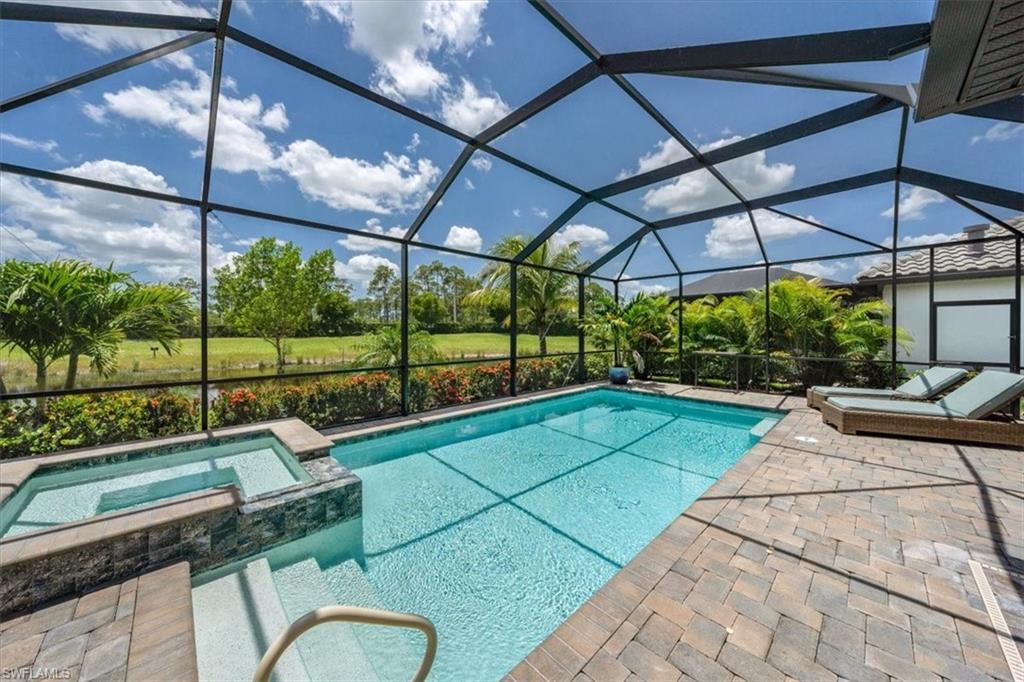 LAMORADA - Residential