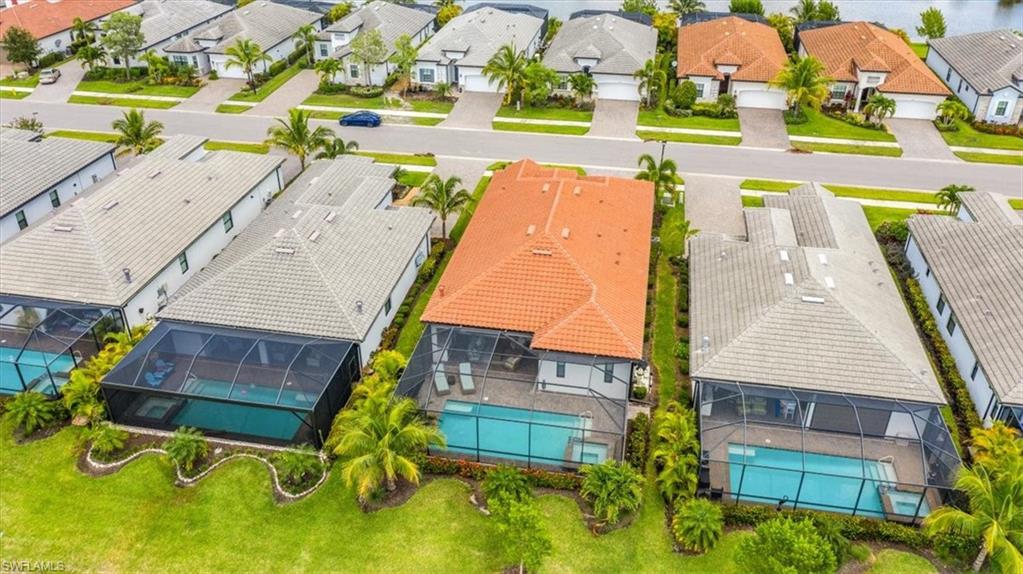 LAMORADA - Residential