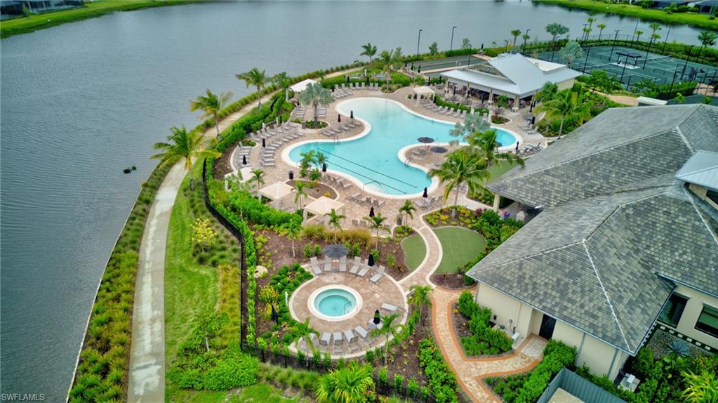 ESPLANADE BY THE ISLANDS - Residential