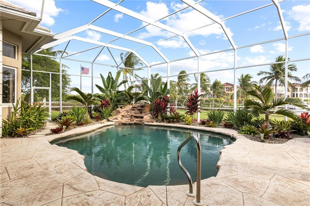 ST. CHARLES HARBOUR - Residential