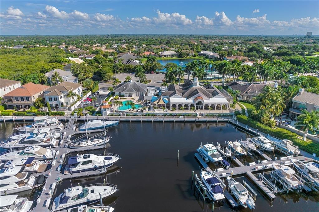 ST. CHARLES HARBOUR - Residential
