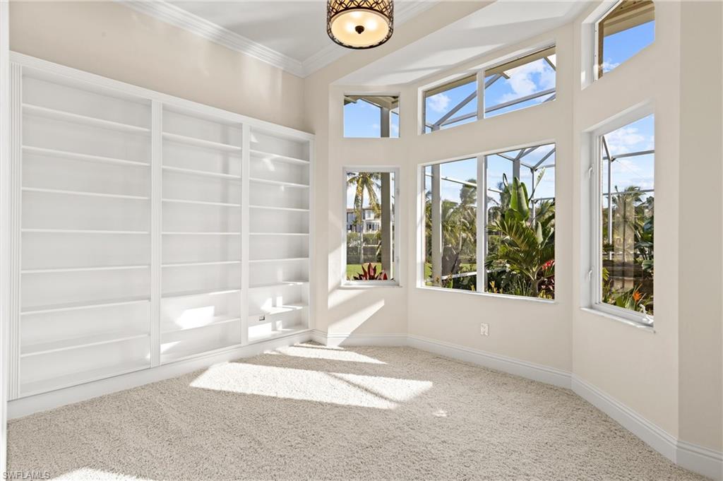 ST. CHARLES HARBOUR - Residential