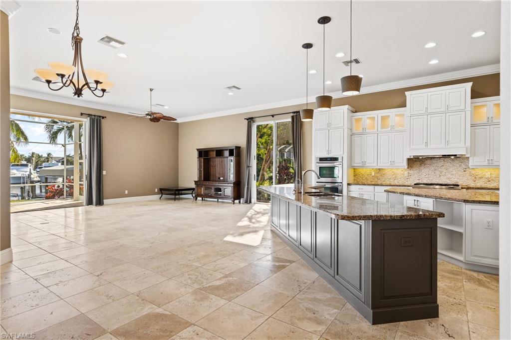 ST. CHARLES HARBOUR - Residential