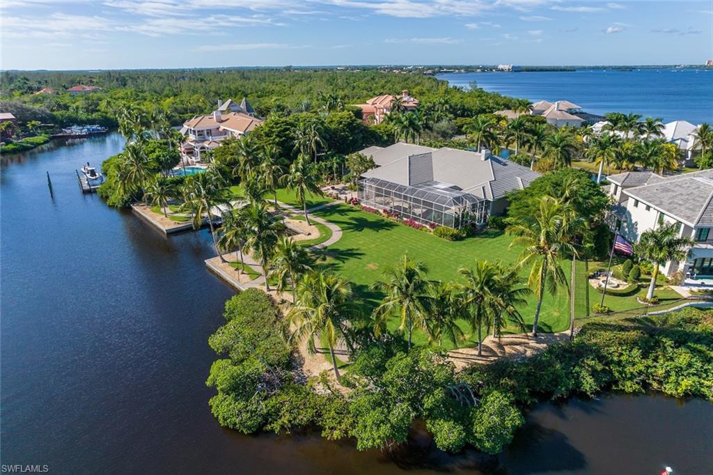 ST. CHARLES HARBOUR - Residential