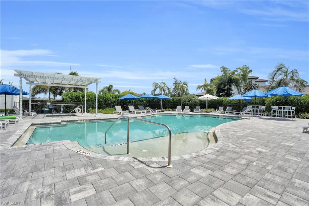 ABACO POINTE - Residential