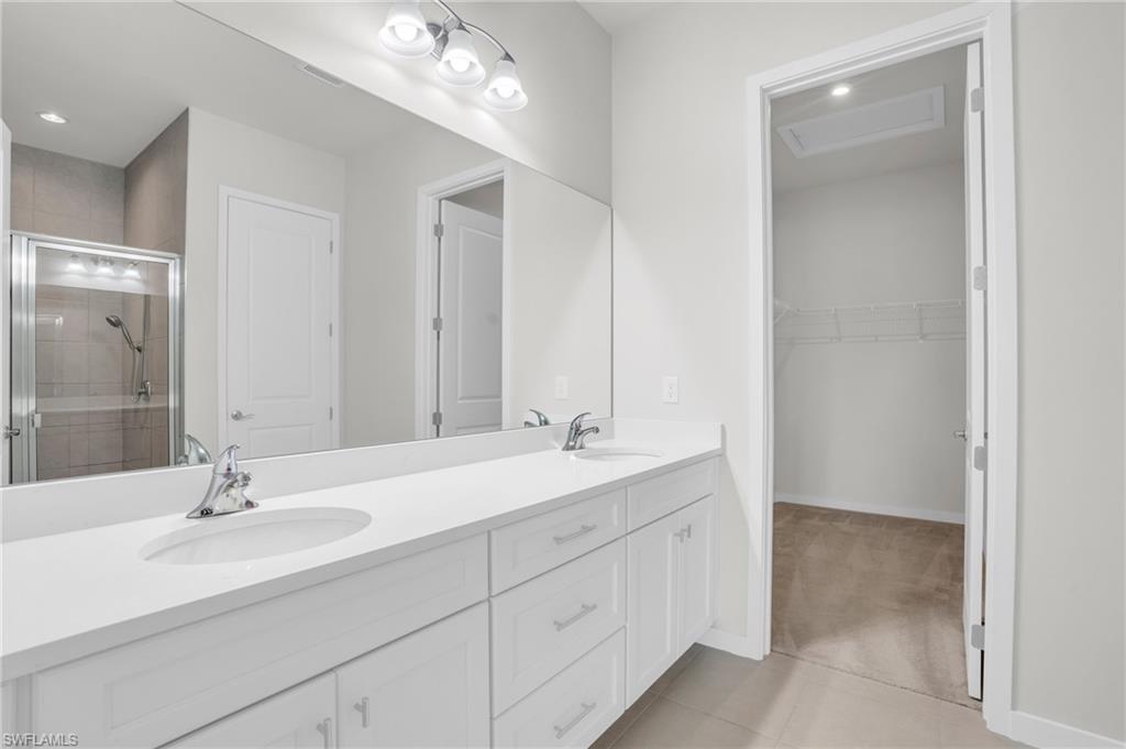 ABACO POINTE - Residential