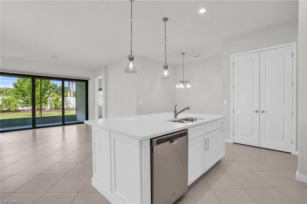 ABACO POINTE - Residential