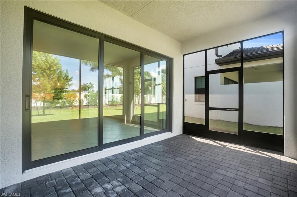 ABACO POINTE - Residential