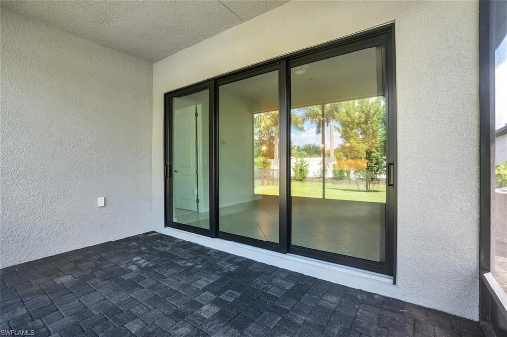 ABACO POINTE - Residential