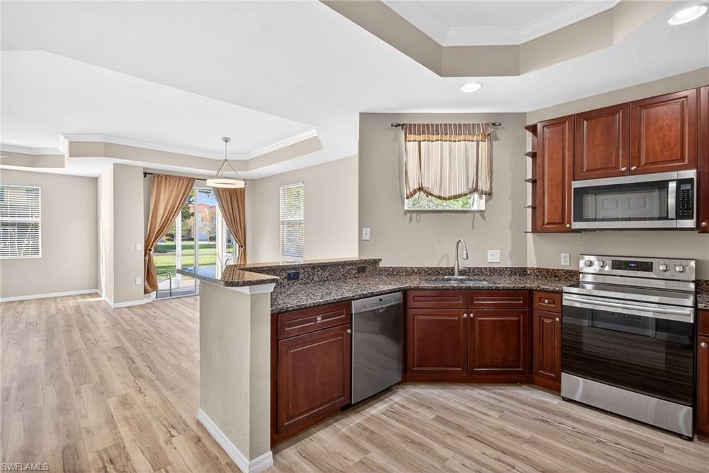 SAIL HARBOUR - Residential