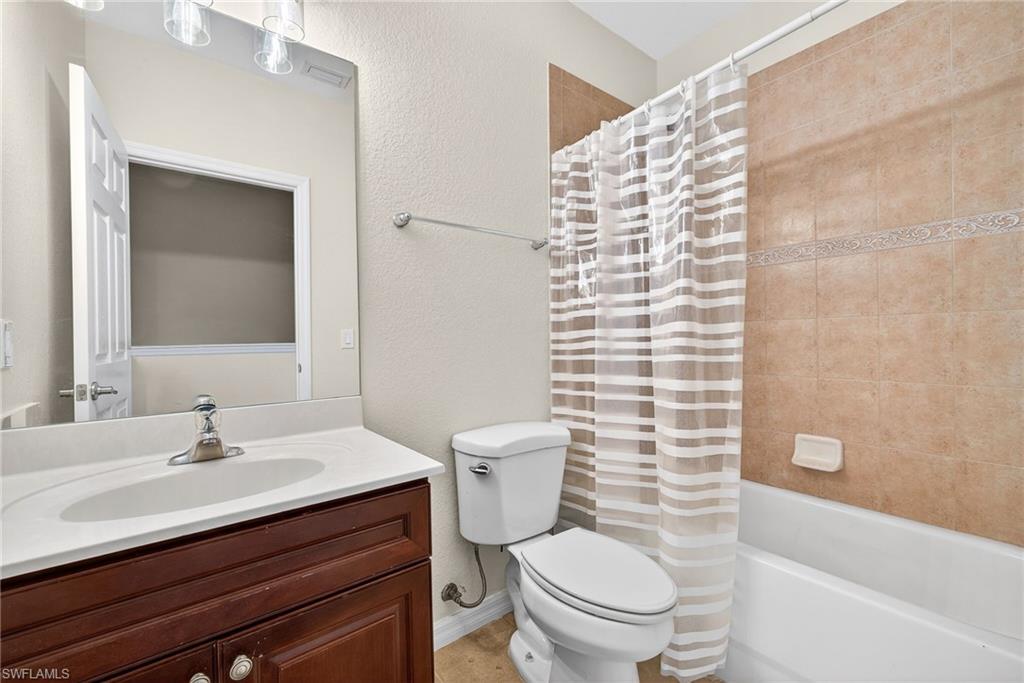 SAIL HARBOUR - Residential