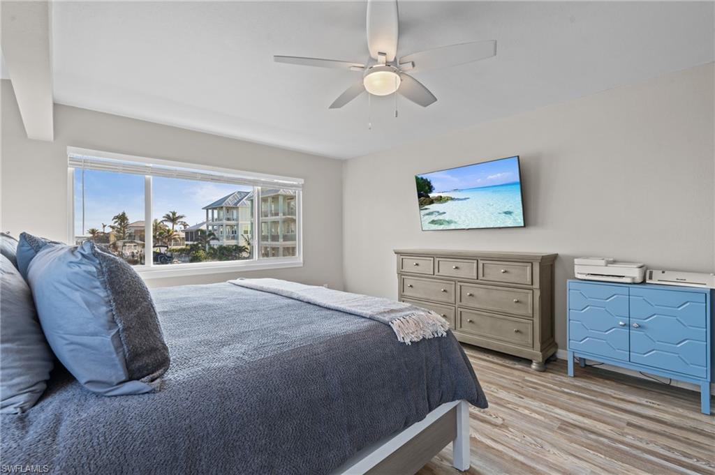 ISLAND BREEZE - Residential