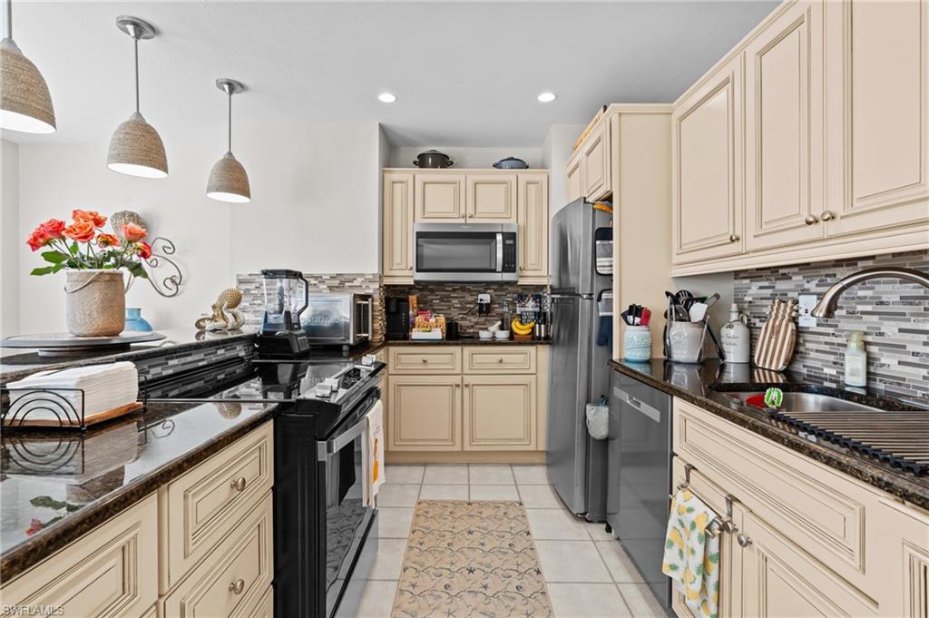 ISLAND BREEZE - Residential