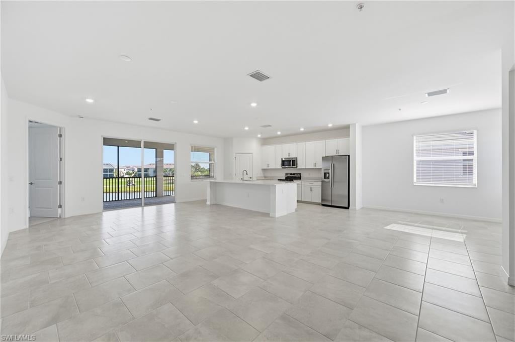 5598 Newcastle CT 5921