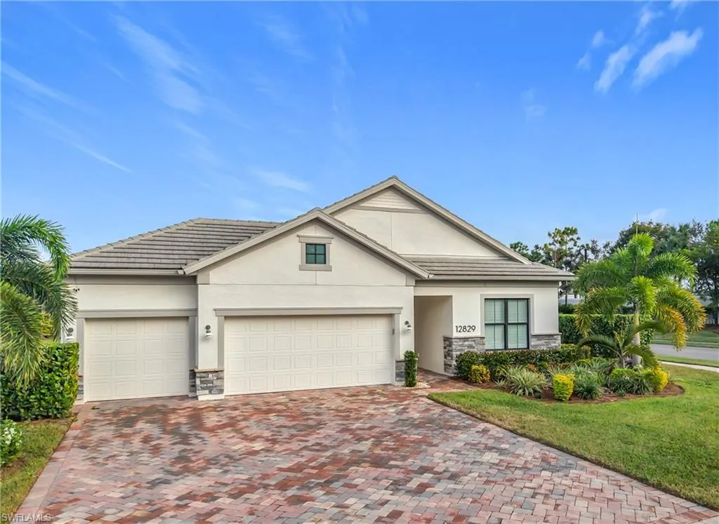Fort Myers, Florida 33913, United States, 3 Bedrooms Bedrooms, ,2 BathroomsBathrooms,Residential,Active,140533