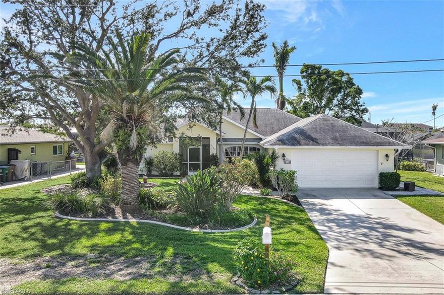 DIRECT GULF ACCESS HOME!NO BRIDGES! Be out in the River within 5 minutes. From the moment you pull into the driveway you’ll fall in love with the WONDERFUL CURB APPEAL this home has.  Enjoy the majestic Oak trees surrounded by lovely plants and flowers. This home is not only a boaters paradise it is also gardeners’ paradise with lots of flowers to attract beautiful butterflies. This 3 bedroom 2 1/2 bath home has been freshly painted inside and out. It has a separate living room and family room, with an updated open kitchen. Nice laminate flooring through the majority of the home. The large Master Bath has a relaxing jetted tub along with a separate walk-in shower. Lots of glass sliders open up to a large covered lanai looking out to the swimming pool. There are also plenty of areas to sit out by the pool and enjoy the  southern exposure and Florida Sunshine. The home comes furnished with a few exclusions. The garage has racks for your Kayak and Bikes. Also included is a 30 AMP Generator inlet and a 5.5 W Portable Generator. Accordion Hurricane Shutters for all of the windows and doors. Captains Walk with a 10klb  BOAT LIFT. This home has been well maintained and ready to move into.