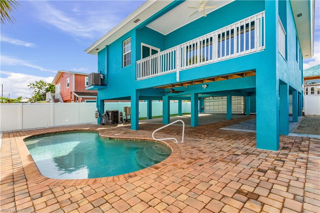 LYNNS HIGHLAND PARK - Residential