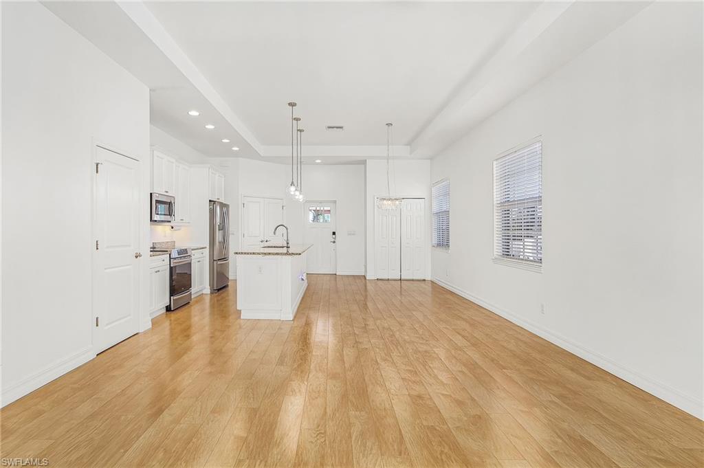 LYNNS HIGHLAND PARK - Residential