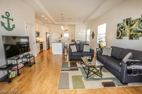 LYNNS HIGHLAND PARK - Residential