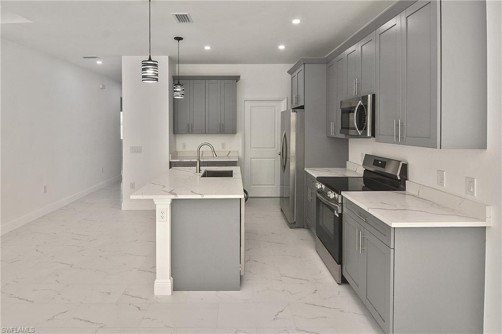 FORT MYERS - Residential